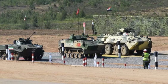 ZBD03步兵戰(zhàn)車(chē)亮相“空降排”，92A輪式裝甲車(chē)再戰(zhàn)“晴空”